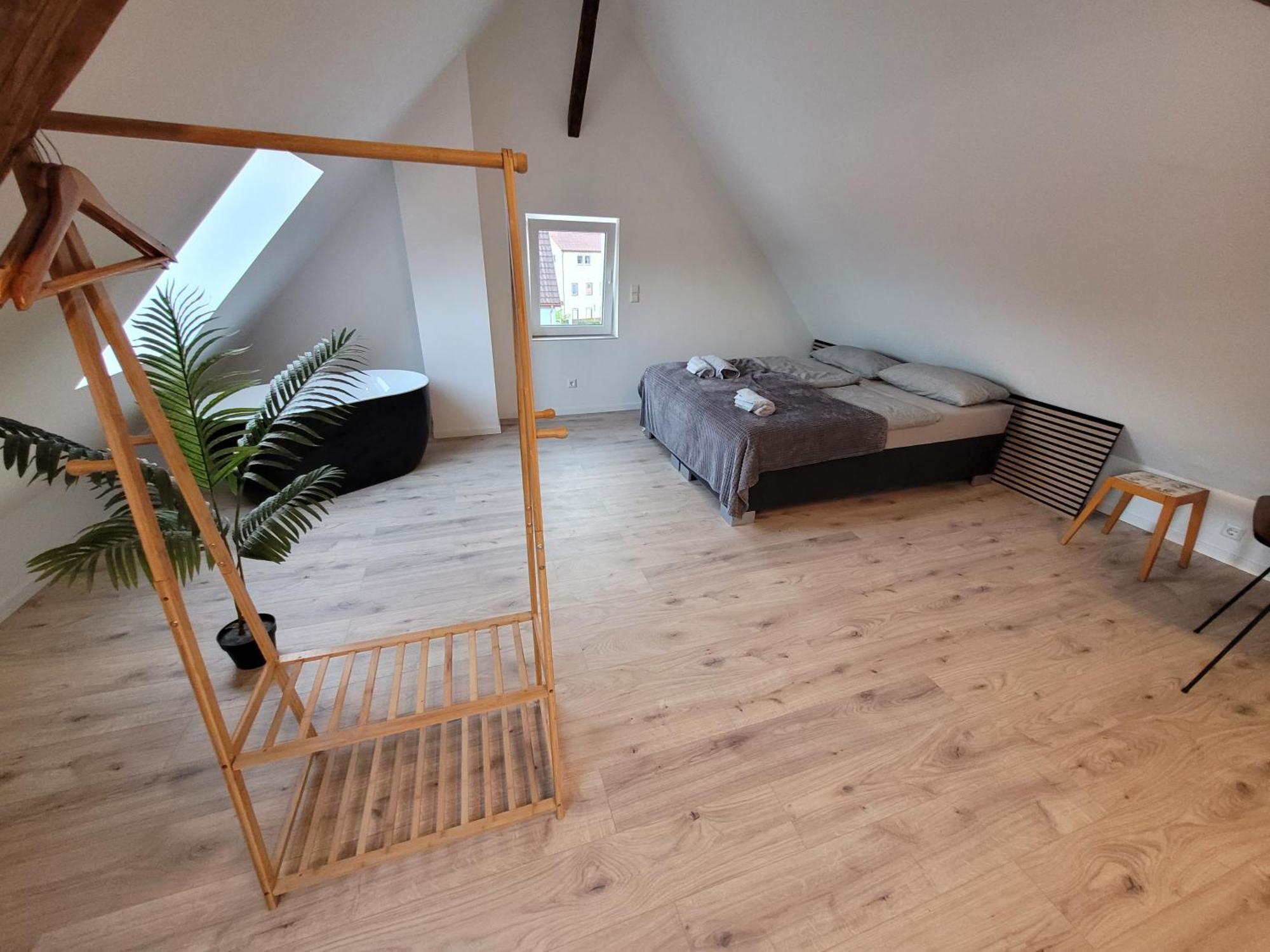 Loft Apartment Am Bahnhof Альбштадт Екстер'єр фото